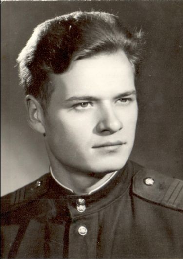 Сухарев Вениамин Платонович. Источник фото: https://perm.aif.ru/society/people/nasledie_suhareva_top-7_faktov_o_permskom_neftepererabotchike
